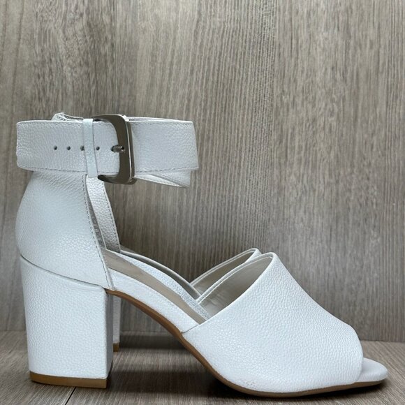 Tahari Shoes - Tahari Sandals Womens Size 6M Penelope Pebbled Leather Ankle Strap Heeled White